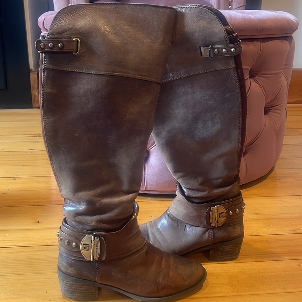 Vince Camuto Boots